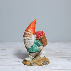 Vintage Enesco 1979 Gnome Figurine Carrying Apples In Basket 3.75"